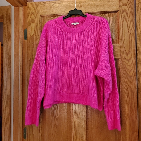 American Eagle Outfitters Sweaters - American Eagle Sweater